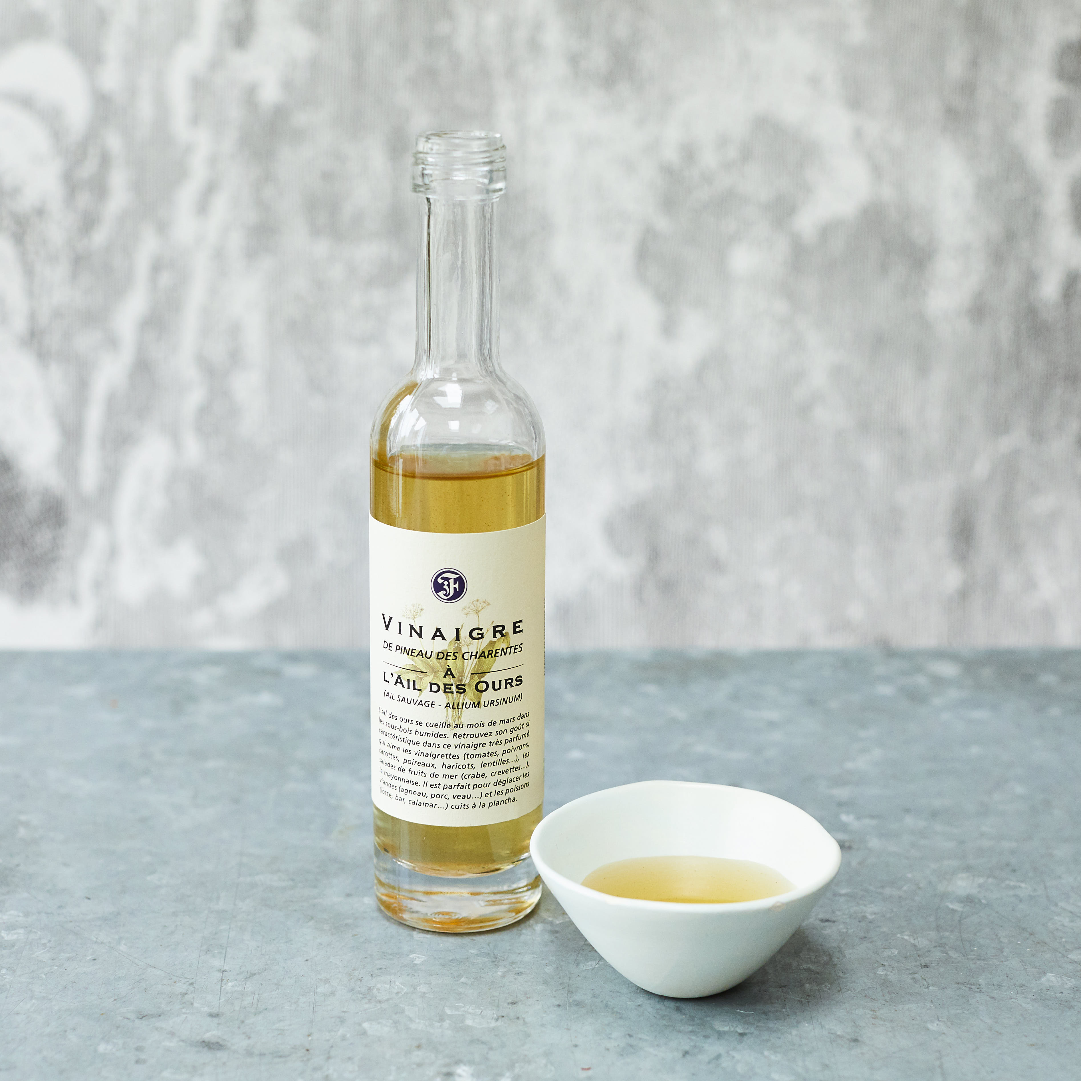 Wild Garlic Vinegar - Vinegar Shed